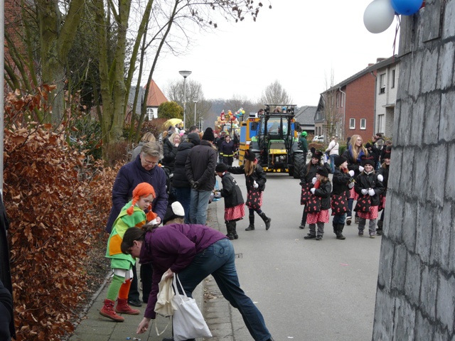 Karneval Umzug Horst 2012-0061.JPG